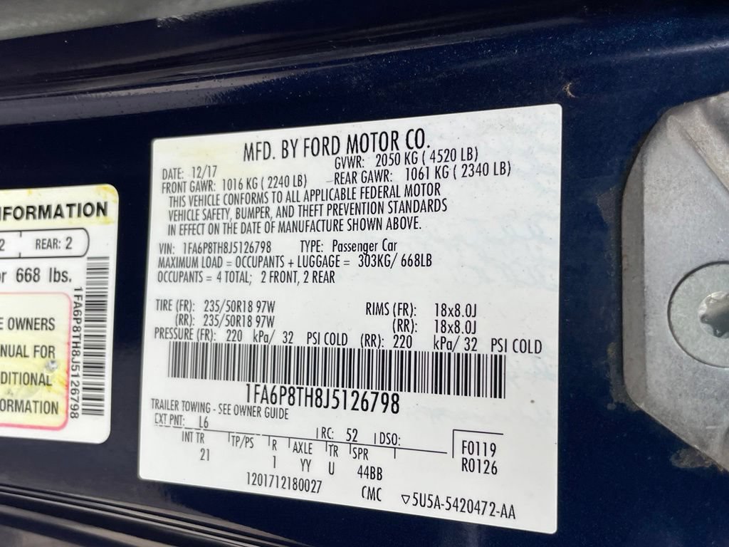 Used 2018 Ford Mustang Coupe RWD image 30