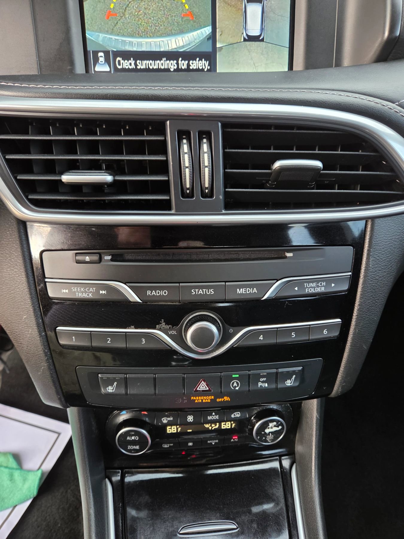 Used 2018 INFINITI QX30 AWD image 29