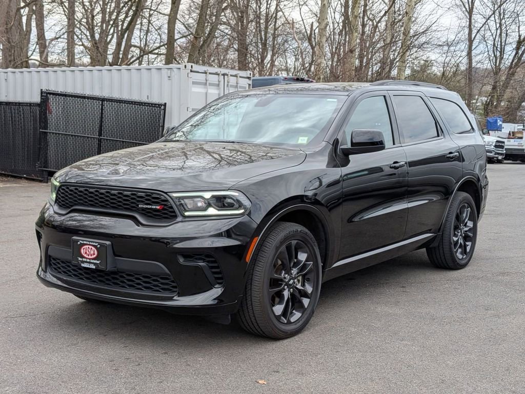 Certified 2025 Dodge Durango GT w/ Blacktop Package image 10