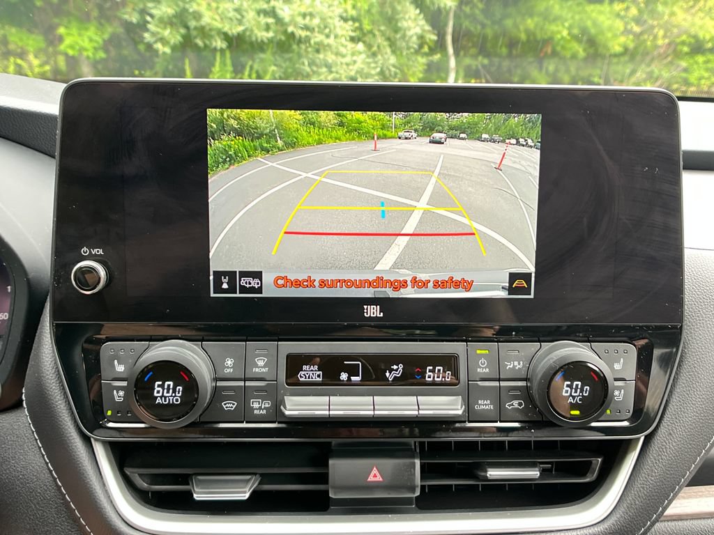 Used 2024 Toyota Grand Highlander AWD image 19