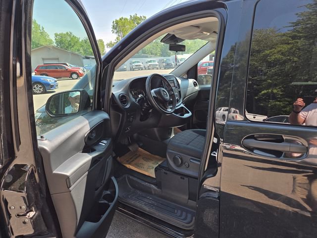 Used 2020 Mercedes-Benz Metris Passenger w/ Premium Safety Package image 11