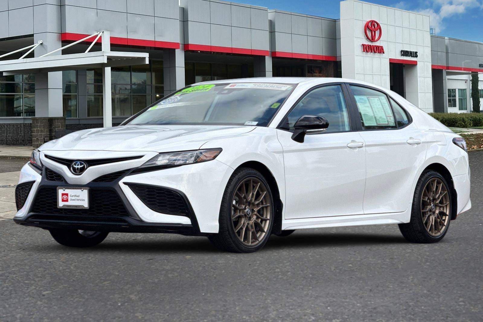 Certified 2024 Toyota Camry SE FWD image 8