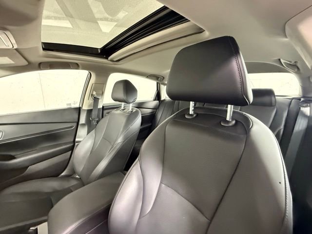 Used 2023 Honda Accord Touring image 9