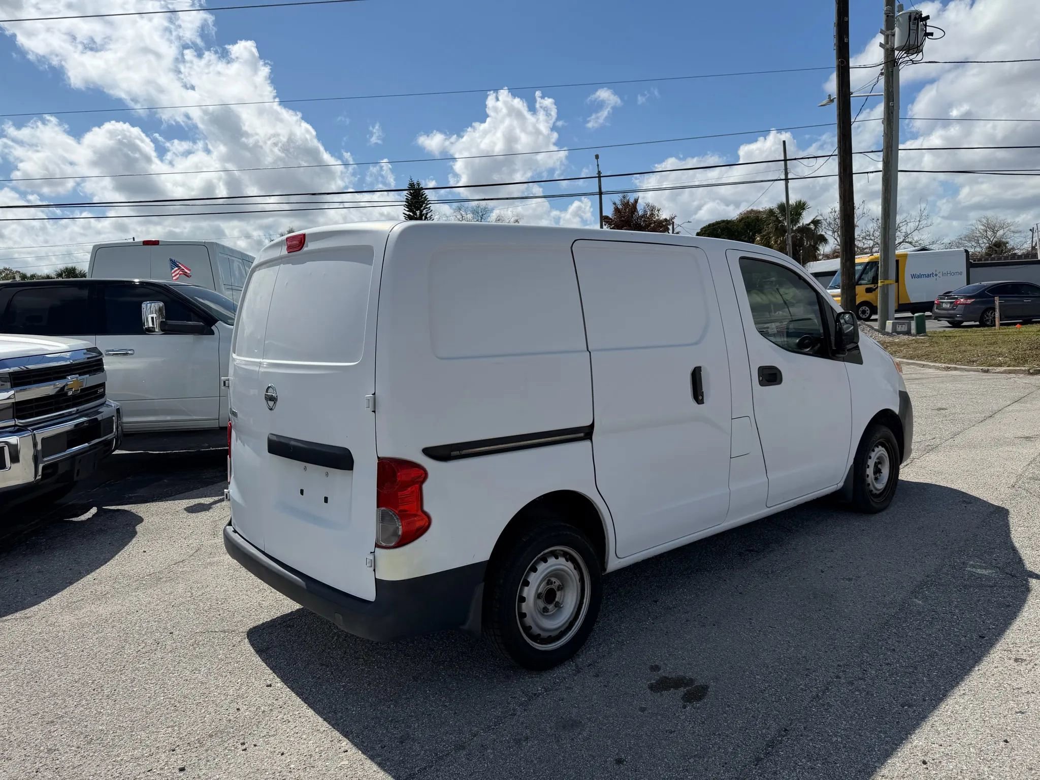 Used 2017 Nissan NV200 S image 5