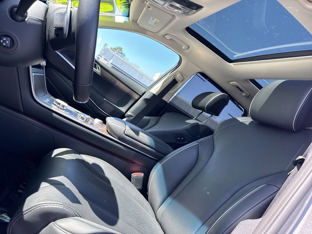 Used 2025 Genesis GV80 3.5T Advanced image 33