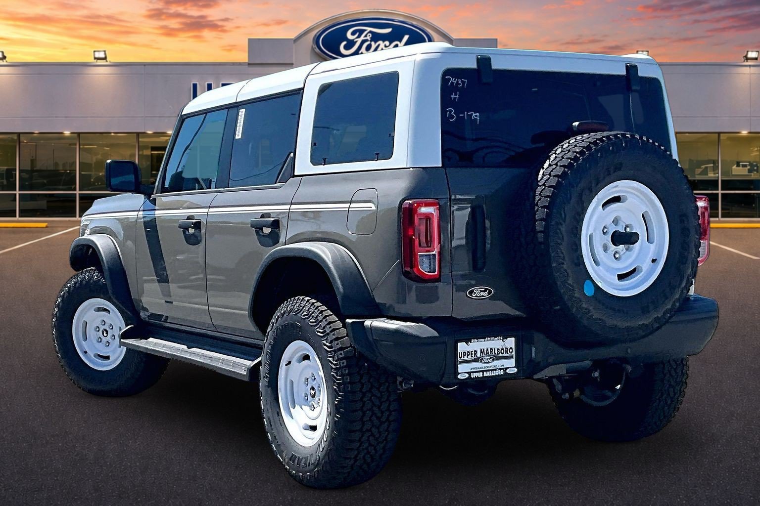 New 2026 Ford Bronco Heritage Edition AWD/4WD image 3