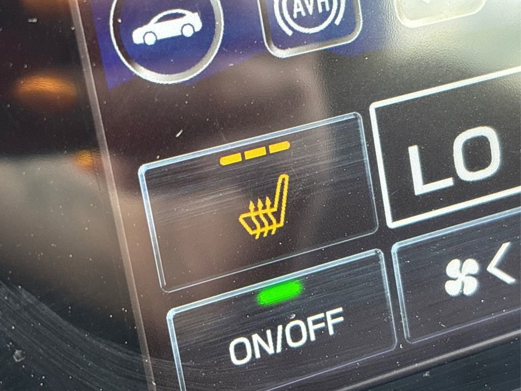 Used 2025 Subaru Forester Premium AWD/4WD image 33