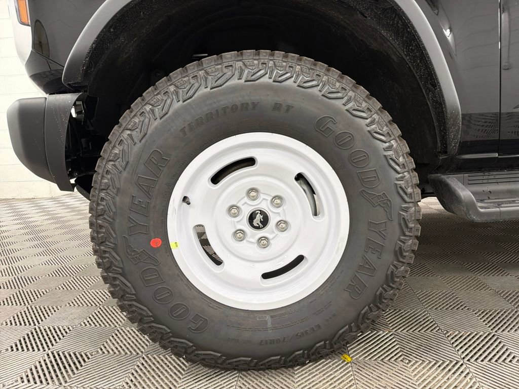 New 2026 Ford Bronco Heritage Edition AWD/4WD image 11