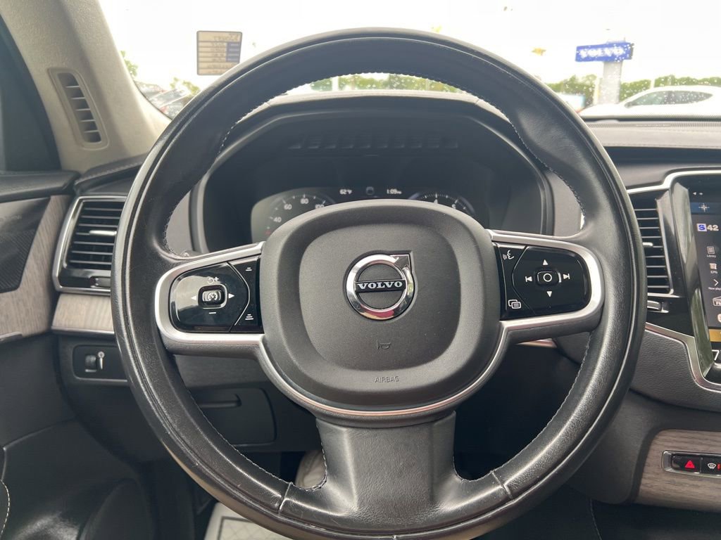Used 2022 Volvo XC90 T6 Inscription w/ Lounge Package AWD/4WD image 17
