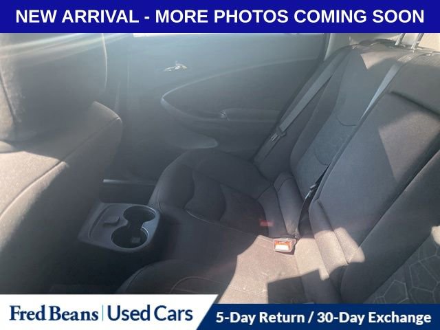 Used 2018 Chevrolet Volt LT FWD image 12