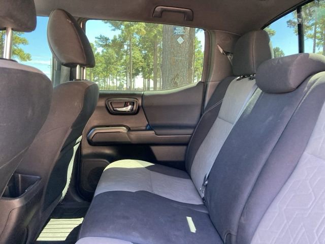 Used 2021 Toyota Tacoma TRD Off-Road image 23