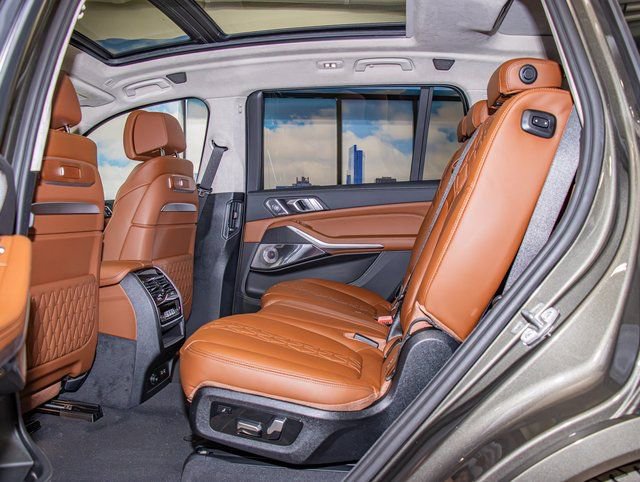 New 2026 BMW ALPINA XB7 AWD/4WD image 22