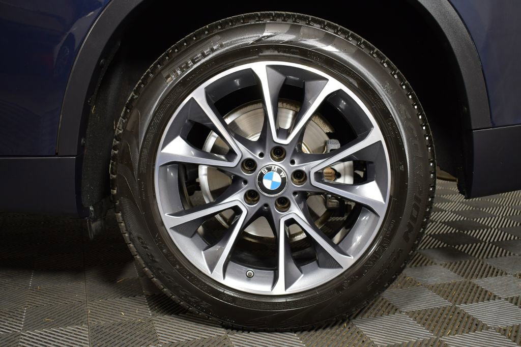 Used 2018 BMW X5 xDrive40e w/ Driving Assistance Package image 50