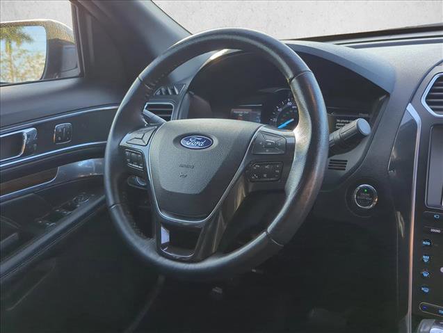 Used 2019 Ford Explorer Limited w/ Class III Trailer Tow Package image 28