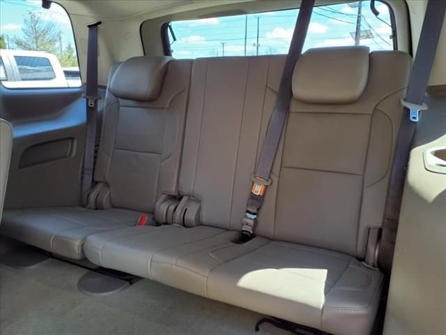 Used 2018 Chevrolet Tahoe Premier AWD/4WD image 11