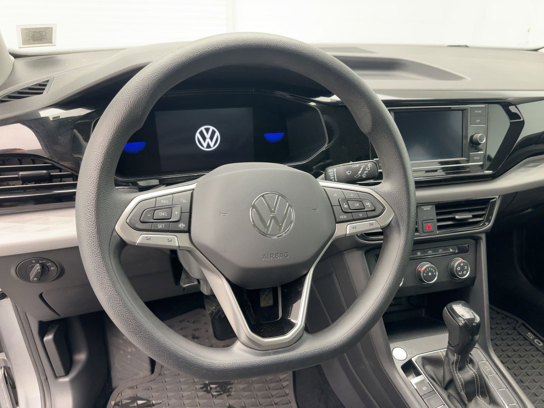 Used 2022 Volkswagen Taos S image 21