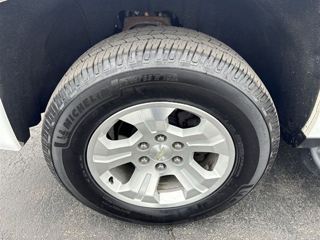 Used 2018 Chevrolet Silverado 1500 LT w/ All Star Edition image 30