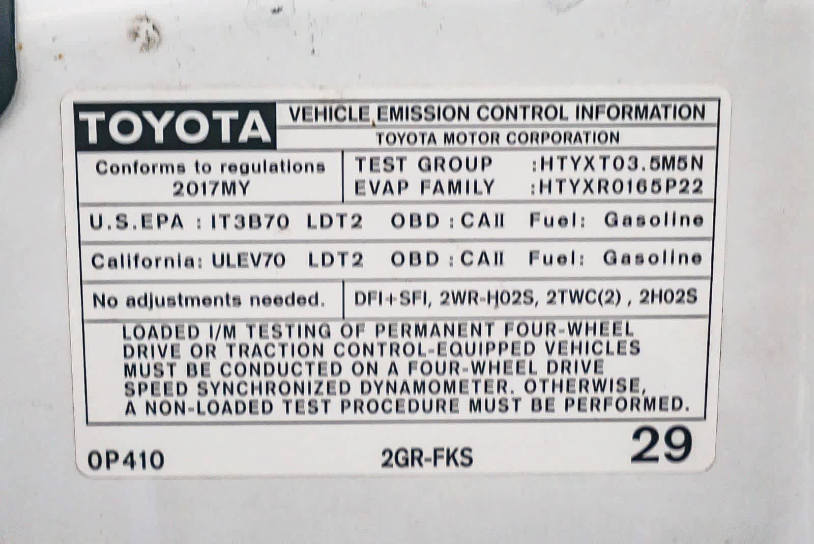 Used 2017 Toyota Tacoma TRD Sport AWD/4WD image 29