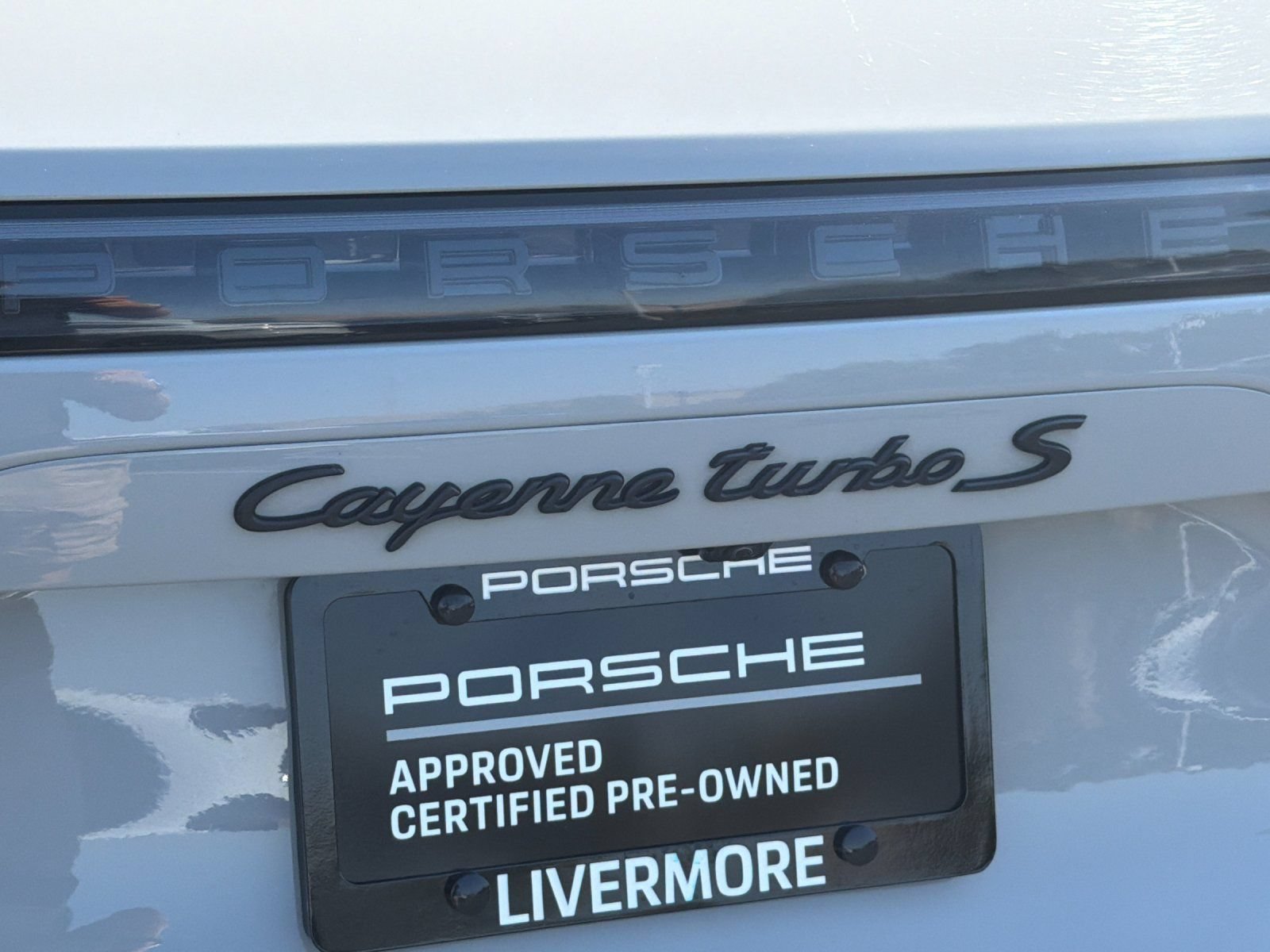 Certified 2023 Porsche Cayenne Turbo S AWD/4WD image 28