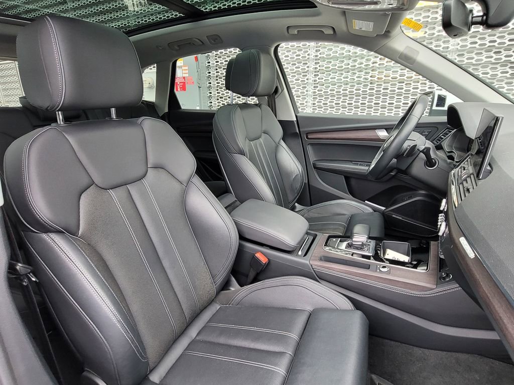 Certified 2021 Audi Q5 Prestige w/ Prestige Package AWD/4WD image 21