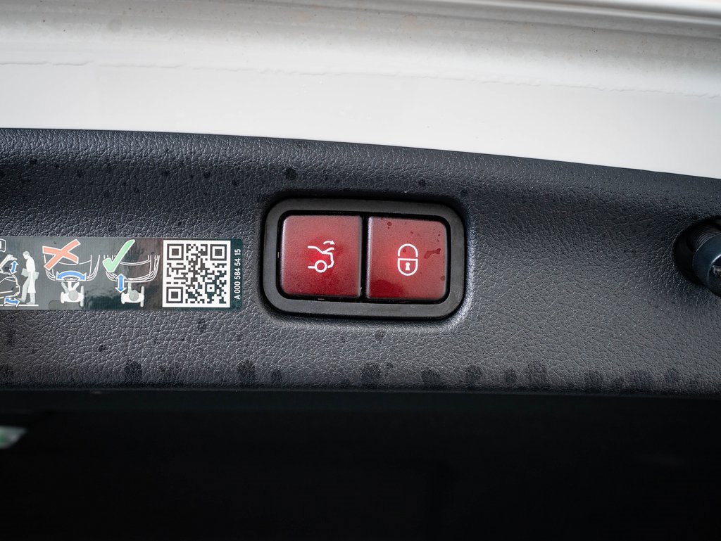 Certified 2025 Mercedes-Benz C 300 4MATIC Sedan image 18