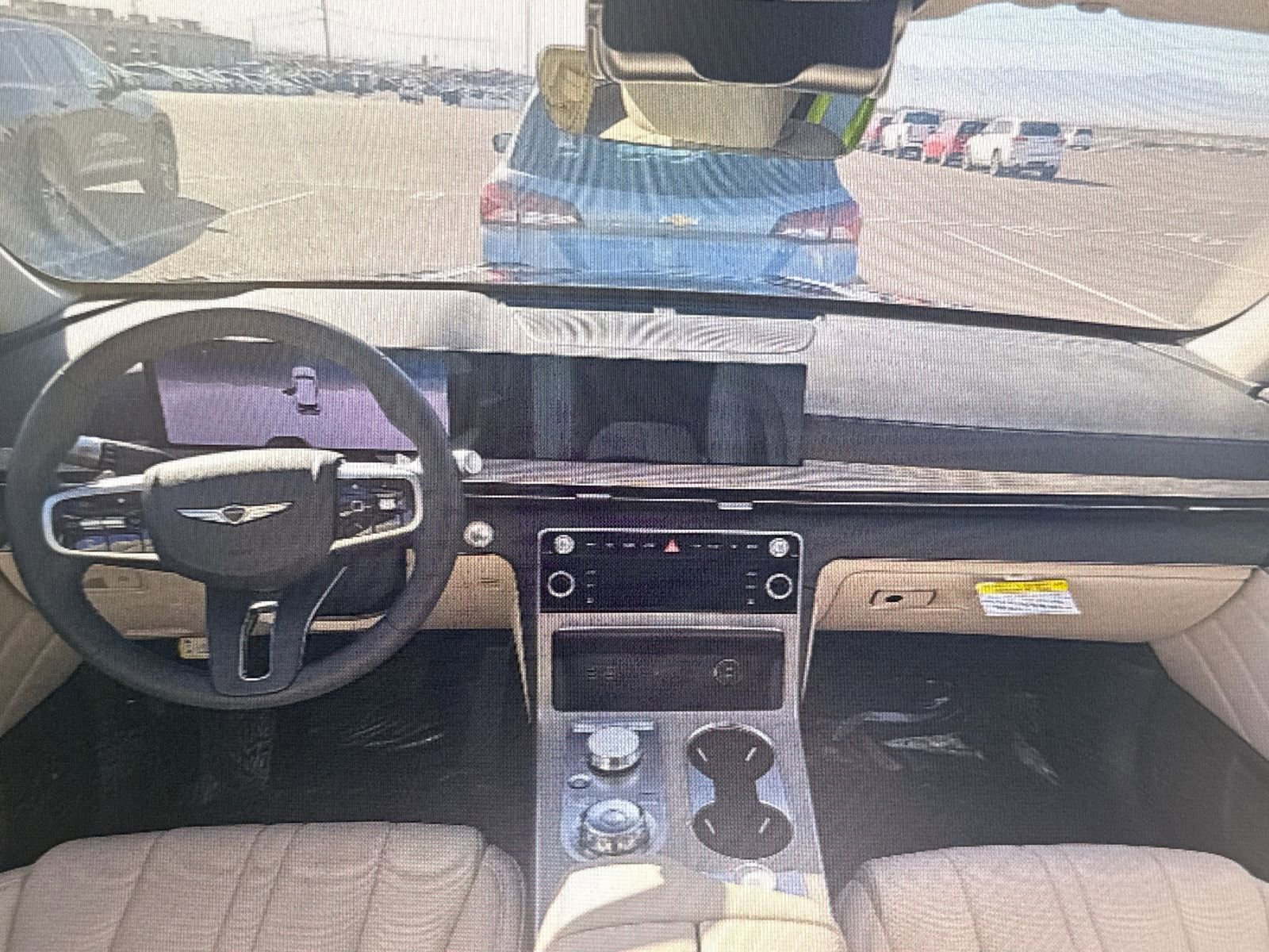 Used 2025 Genesis GV80 2.5T Select image 10