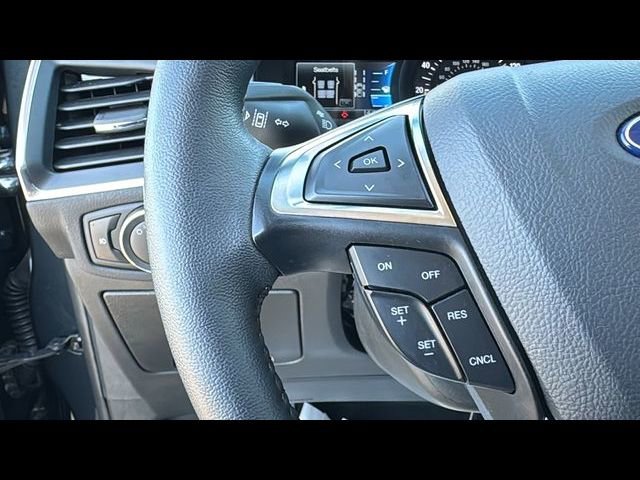 Certified 2024 Ford Edge Titanium AWD/4WD image 17