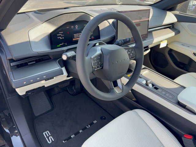 New 2026 Lexus ES 350h w/ Accessory Package (Z2) FWD image 16