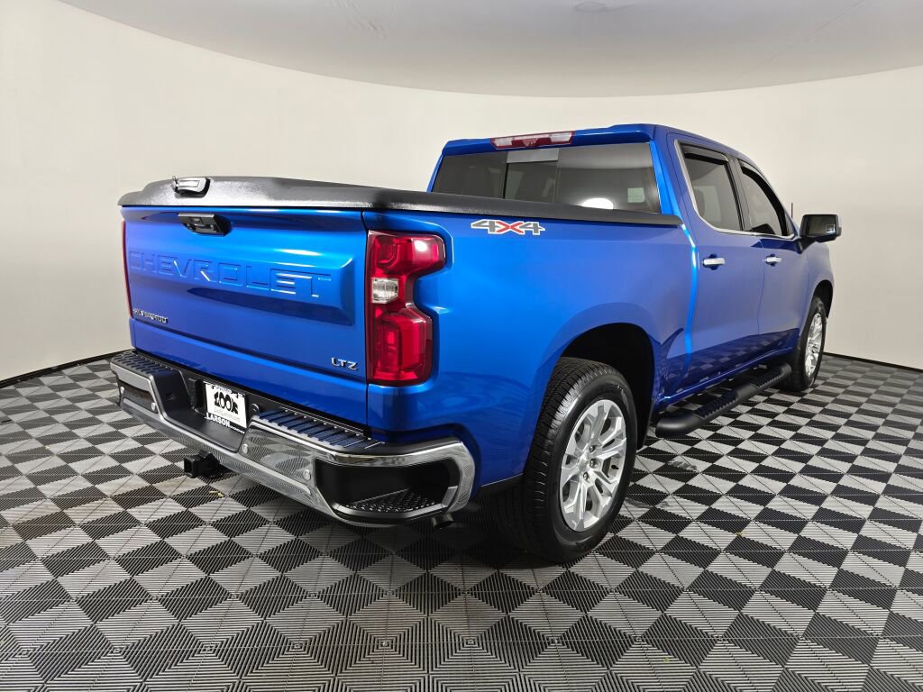 Used 2024 Chevrolet Silverado 1500 LTZ w/ Technology Package image 3