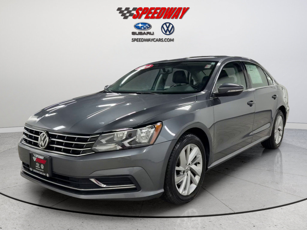 Used 2018 Volkswagen Passat 2.0T SE FWD image 12