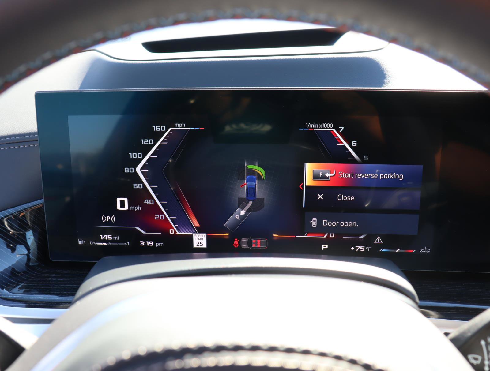 Used 2025 BMW X7 M60i w/ Executive Package image 24