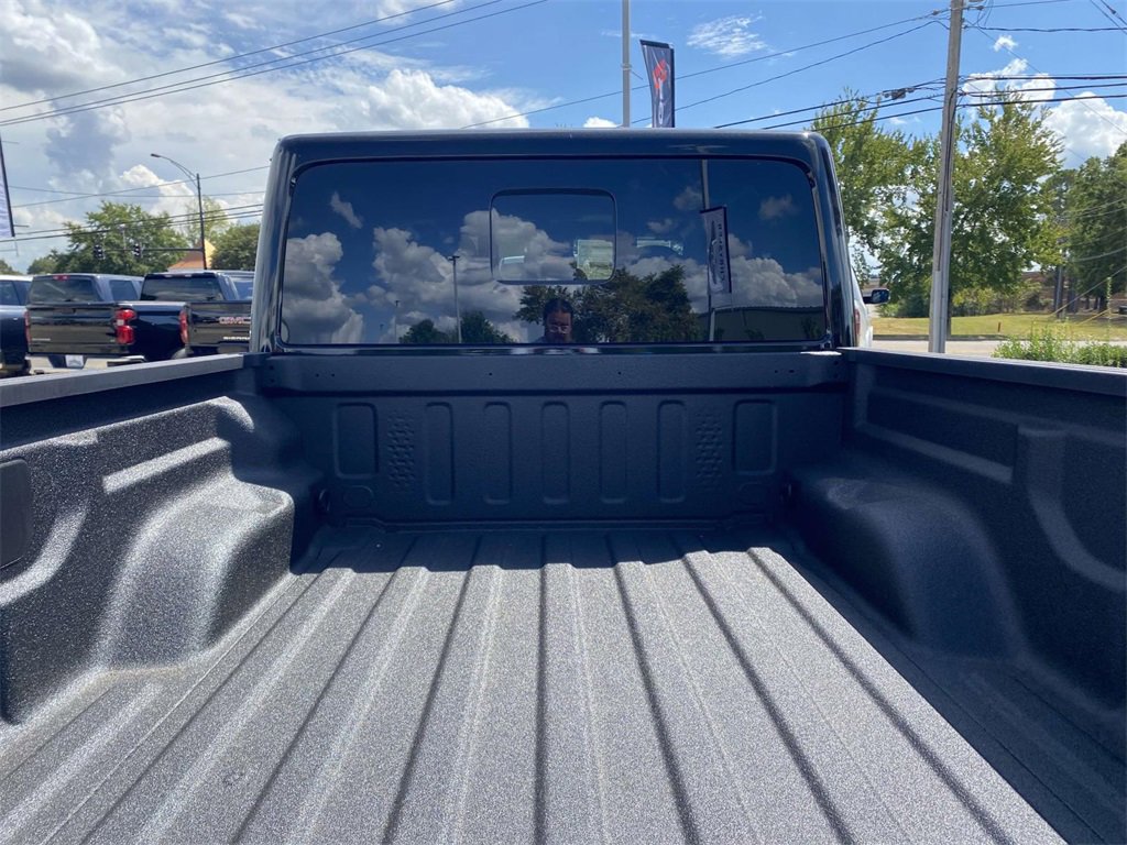 New 2025 Jeep Gladiator Sport image 9