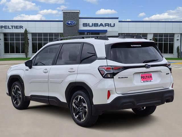 Used 2025 Subaru Forester Premium AWD/4WD image 4