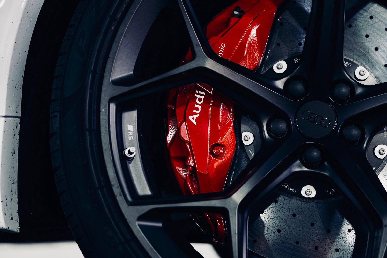 New 2026 Audi RS Q8 performance image 8