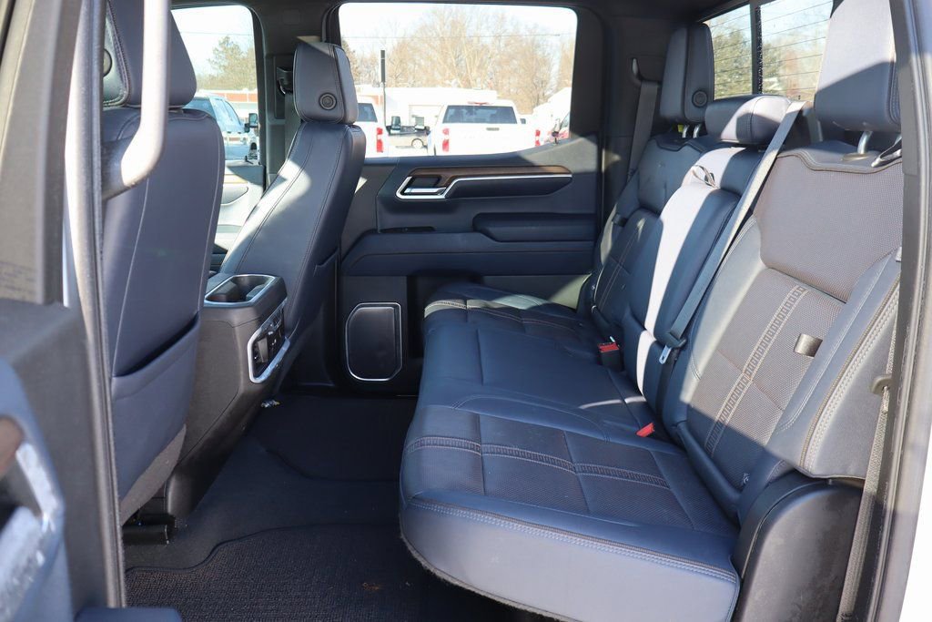 Used 2022 Chevrolet Silverado 1500 High Country image 19