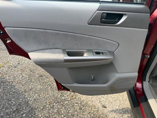 Used 2010 Subaru Forester 2.5X AWD/4WD image 27