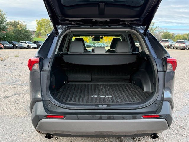 Used 2019 Toyota RAV4 Limited w/ Cold Weather Package AWD/4WD image 15