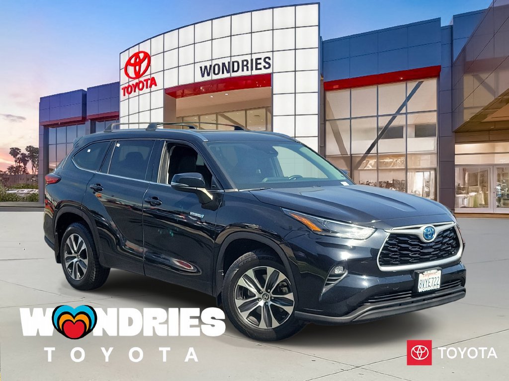 Used 2021 Toyota Highlander XLE