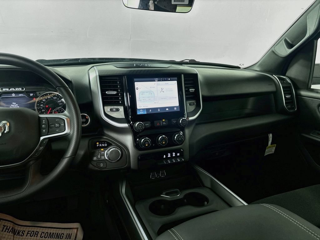 New 2026 RAM 1500 Express AWD/4WD image 16