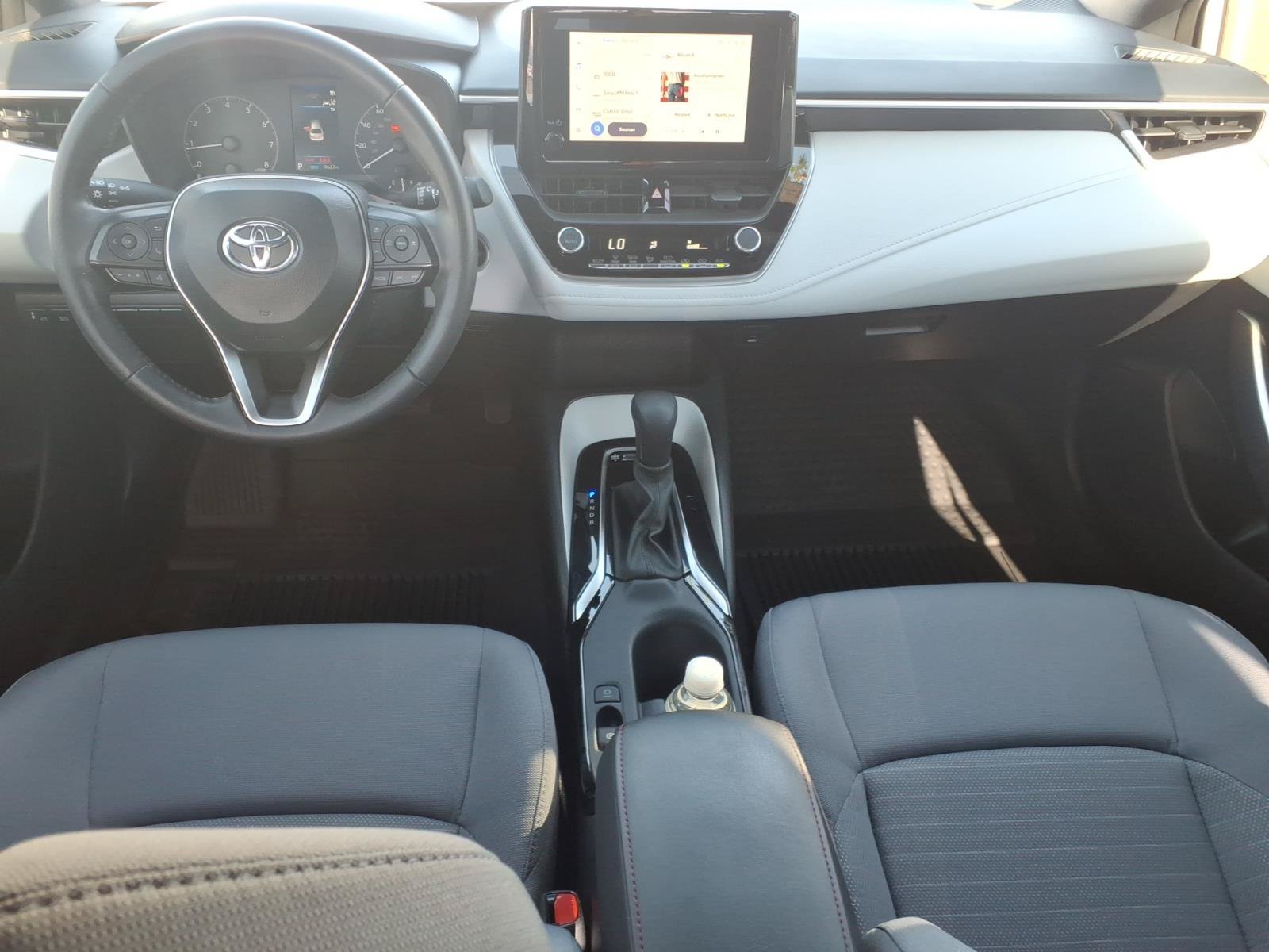 Certified 2024 Toyota Corolla SE w/ SE Convenience Package FWD image 11
