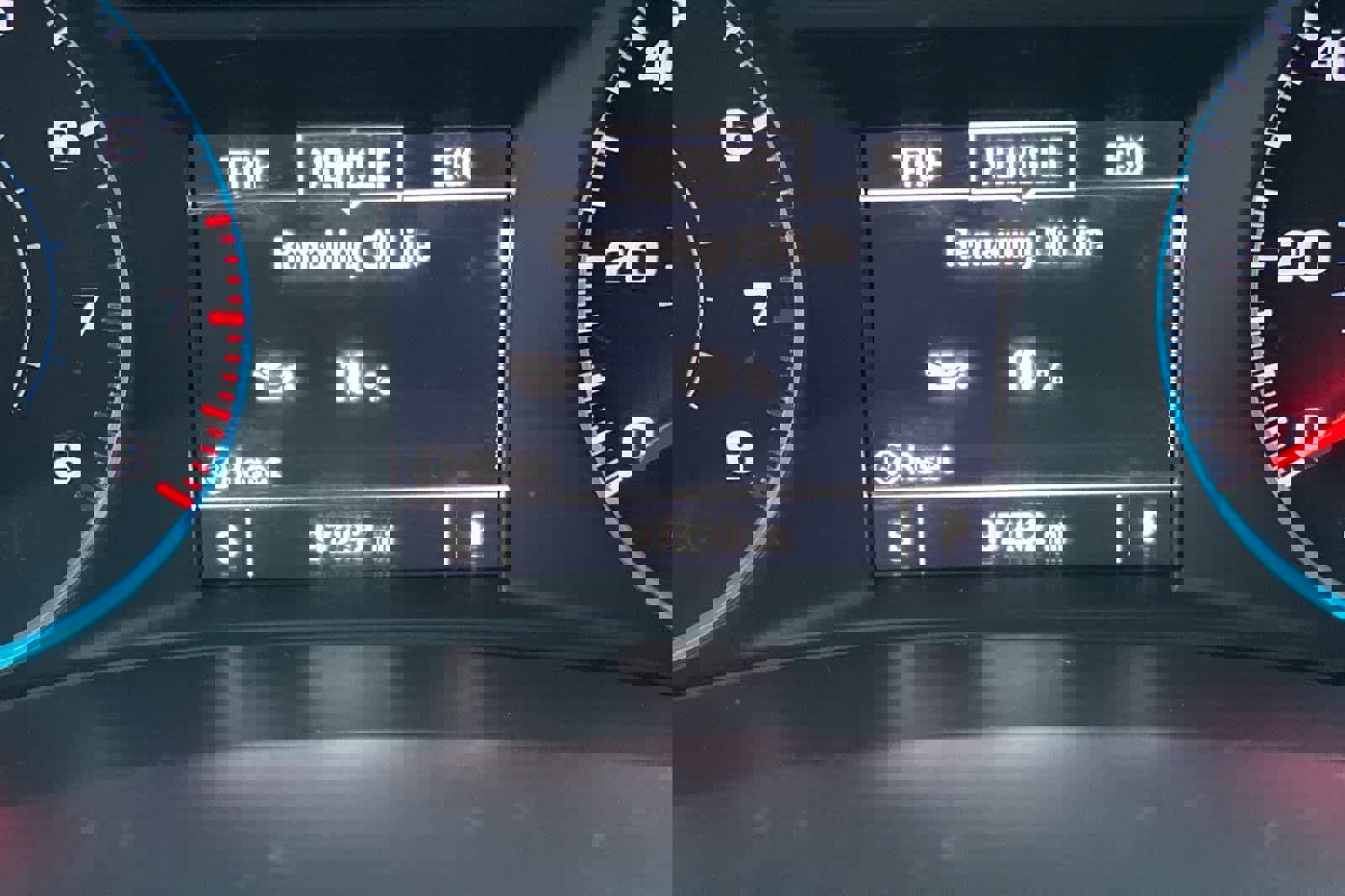 Used 2017 Chevrolet Malibu LT image 23