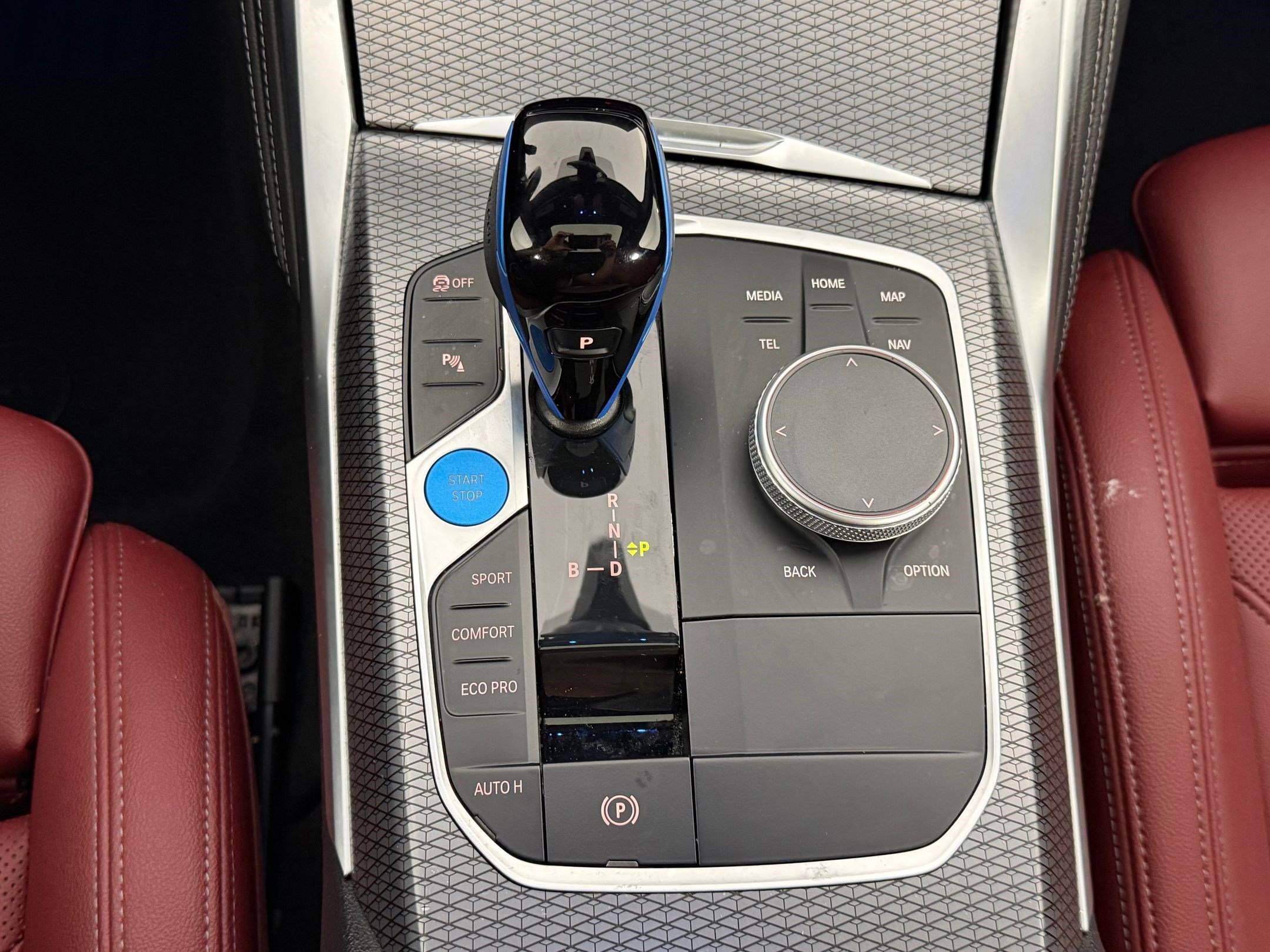 Used 2023 BMW i4 eDrive40 w/ M Sport Package image 17