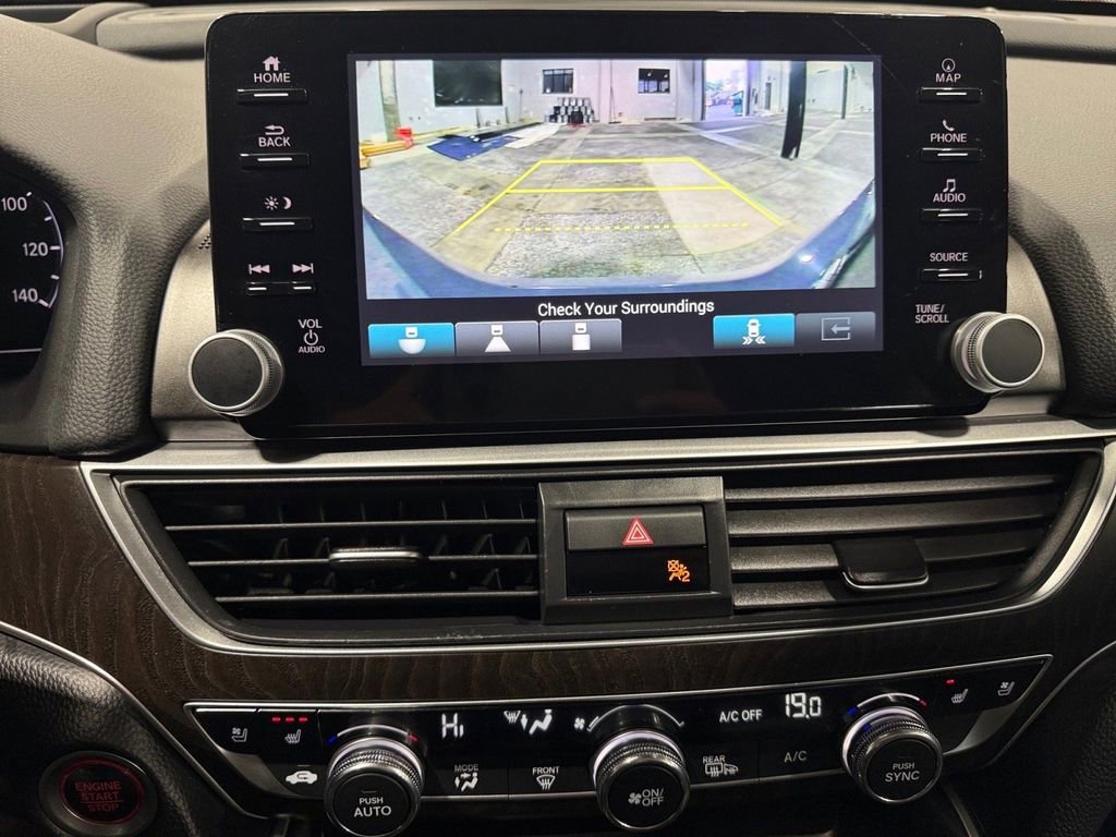 Used 2022 Honda Accord Touring image 29