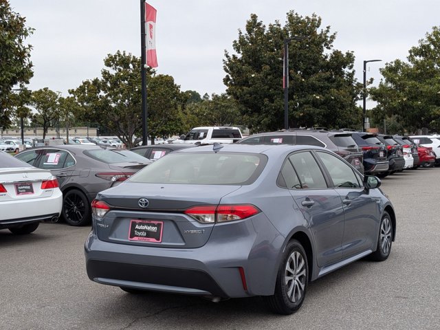 Certified 2021 Toyota Corolla LE w/ Carpet Mat Package (TMS) FWD image 5
