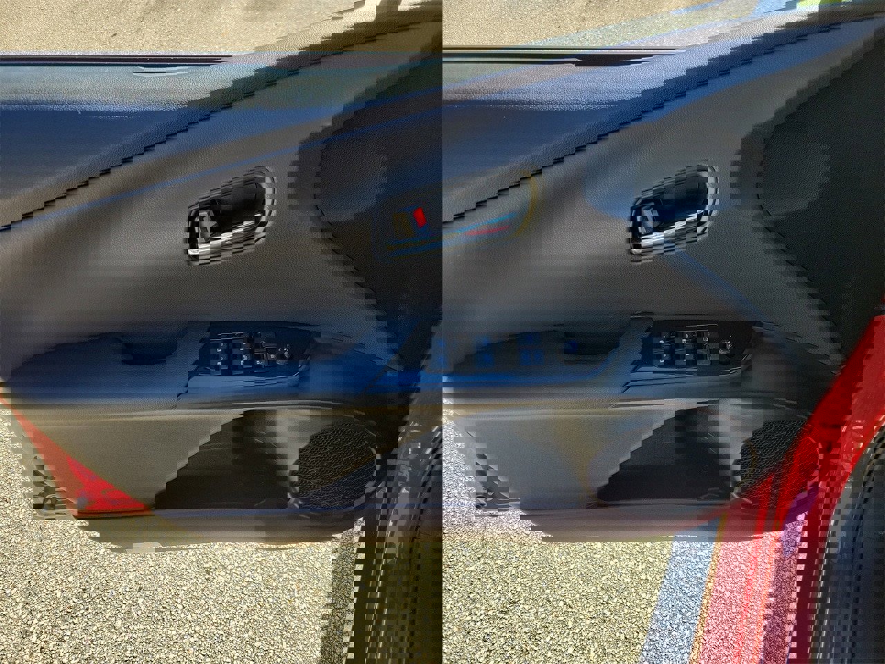 Used 2017 Toyota Prius Four image 13