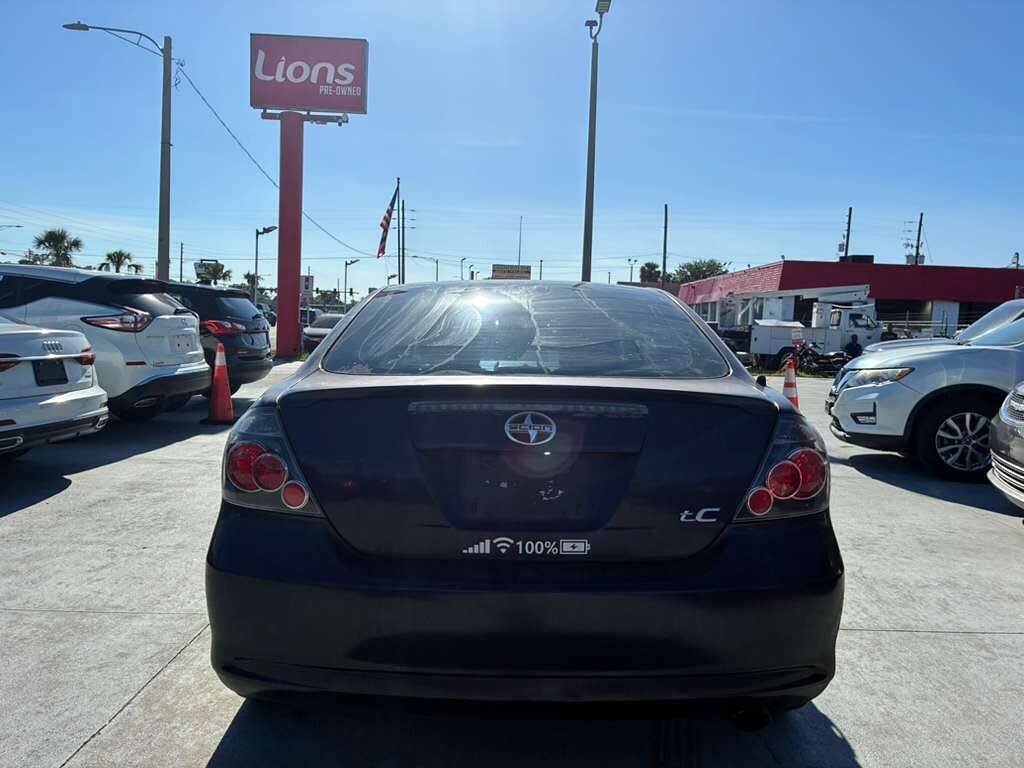 Used 2010 Scion tC FWD image 7