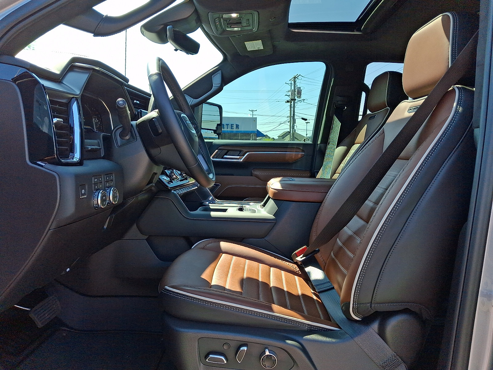 Certified 2025 GMC Sierra 2500 Denali Ultimate AWD/4WD image 13