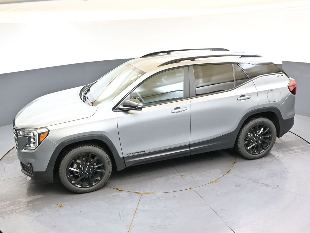 Used 2023 GMC Terrain SLE w/ Driver Convenience Package AWD/4WD image 38