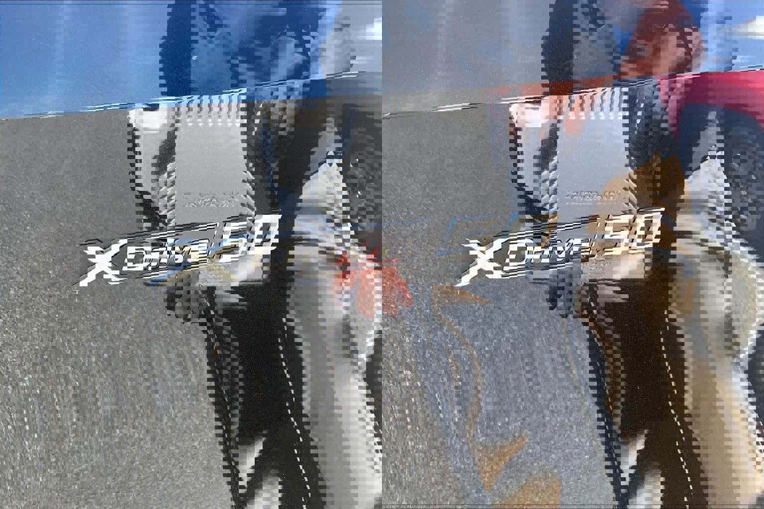 Certified 2024 BMW iX xDrive50 w/ Premium Package image 9