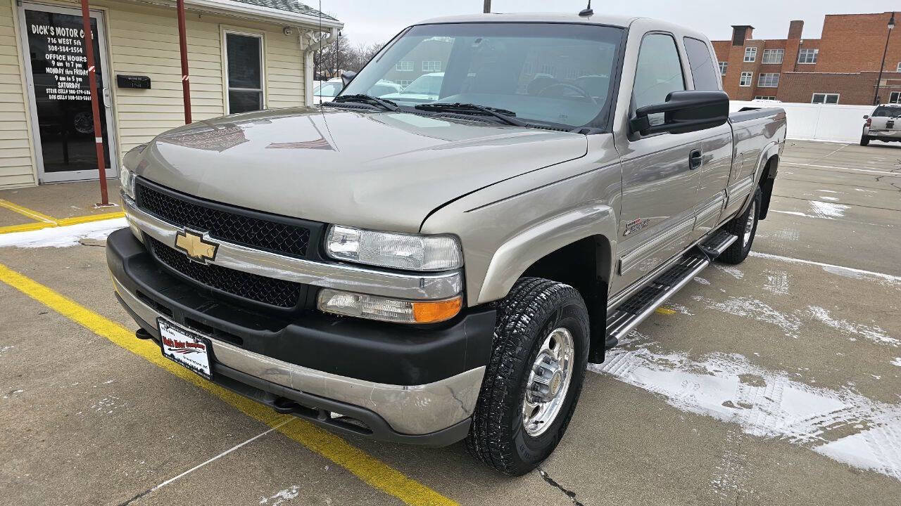 Used 2002 Chevrolet Silverado 2500 LT